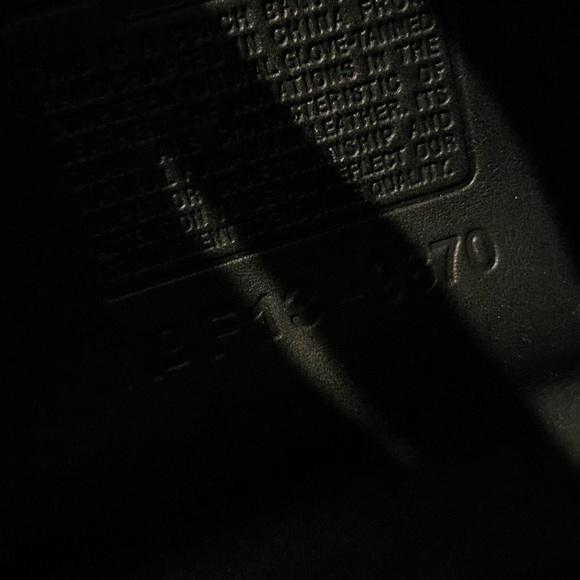 Vintage COACH Black Leather Crossbody - Picture 8 of 15